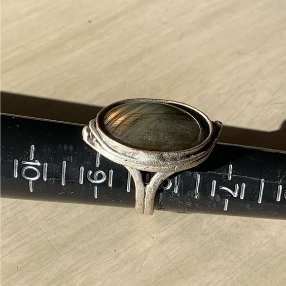 Gem stone Labradorite from Quebec - Picture 6 of 6